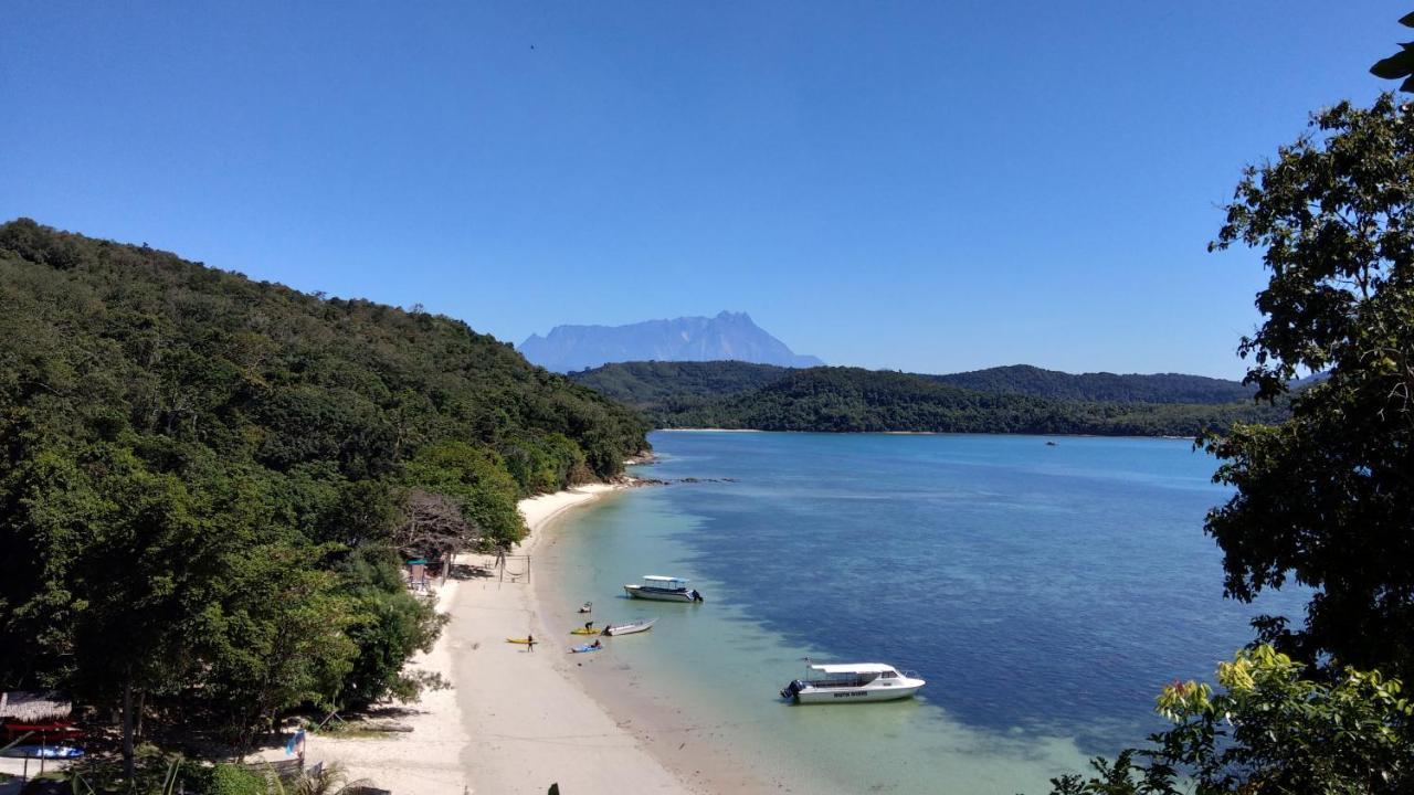 Bigfin Beach Resort Kota Belud Exterior photo